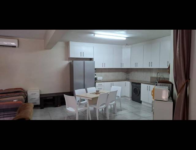 1 BEDROOM PROPERTY TO RENT IN PRESTONDALE